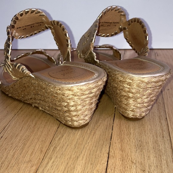 Jack Rogers gold metallic wedge sandals 8 - Picture 3 of 5